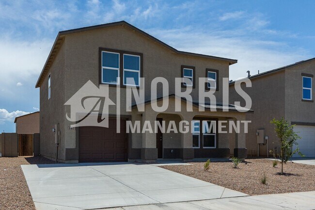 Building Photo - Large Home in Coolidge