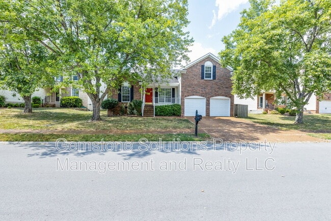 Photo - 2214 Falcon Creek Dr House