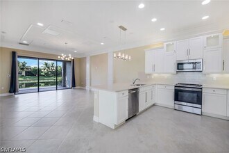 Building Photo - 13350 Coronado Dr