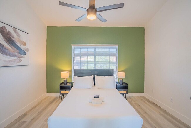 Foto del edificio - 7900 E Princess Dr