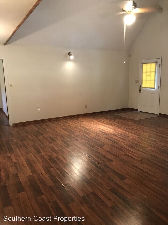 Building Photo - 4 br, 2 bath House - 279 N Topi Trail