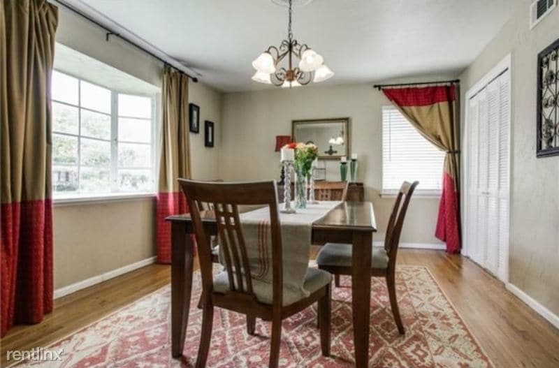 Primary Photo - 3 br, 1.5 bath House - 9145 Boundbrook Avenue