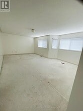Building Photo - 53 Brown St