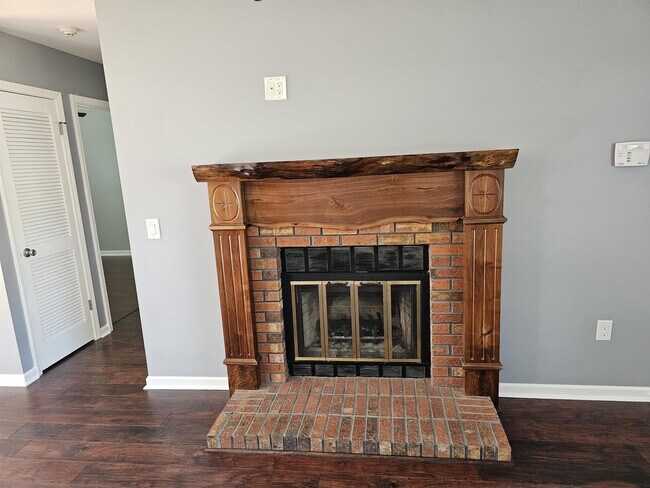 Building Photo - 106 Bartlet Ln