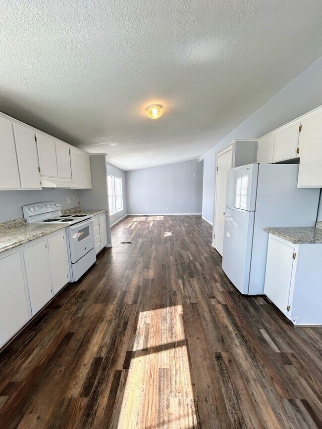 Foto del edificio - Centrally Located