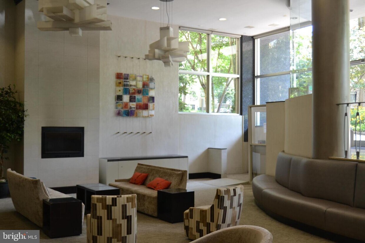 Foto principal - 4600 Connecticut Ave NW