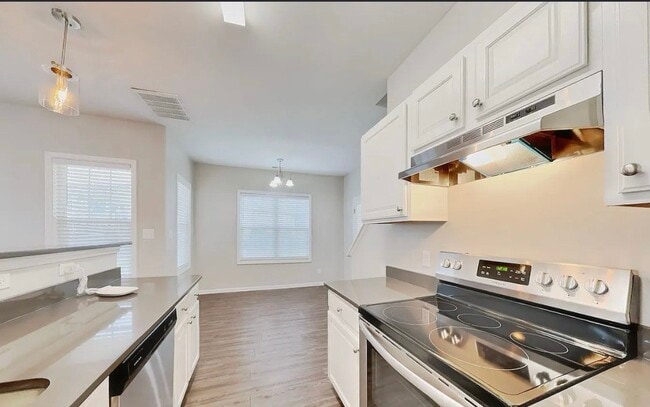 Building Photo - 3-Bedroom Haven with Stunning Interiors