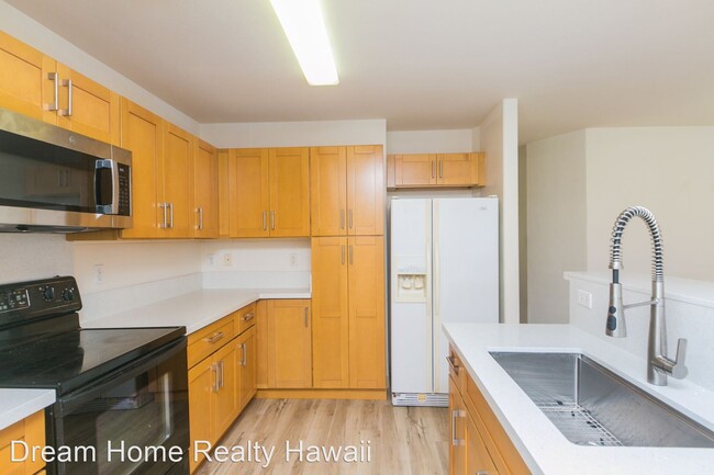 Building Photo - 2 br, 2 bath House - 95-1121 Koolani Dr #180