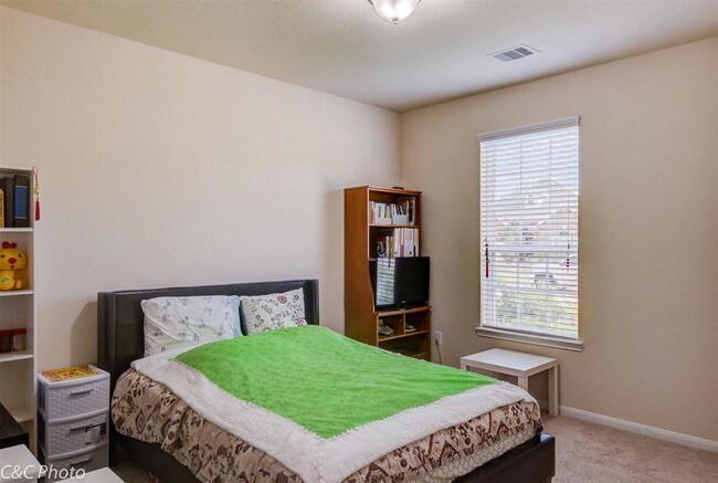 Foto del edificio - 12719 Blue Ridge Grace Way