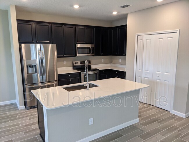 Building Photo - 149 Appleton Ct