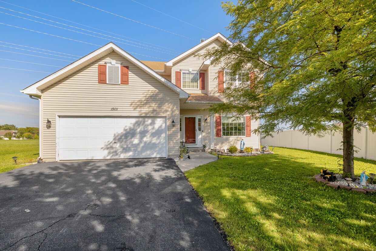 1501 Prairie Creek Trail, Joliet, IL 60431 House Rental in Joliet, IL