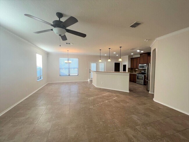 Building Photo - 3 br, 2 bath House - 13134 Piper Sonoma