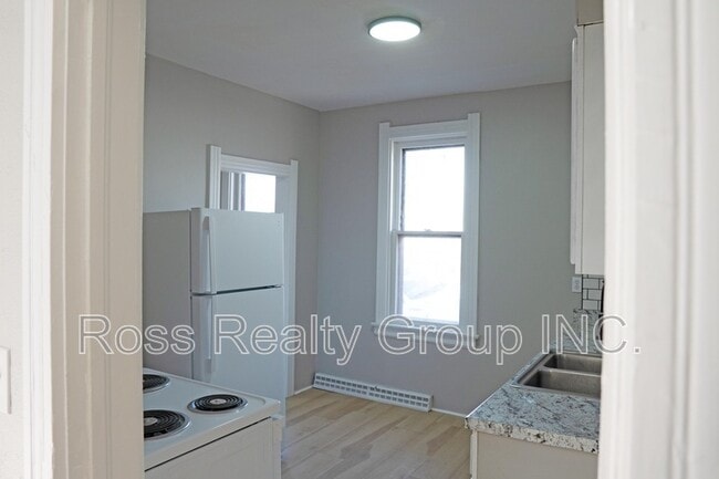 Building Photo - 1148 Earl St