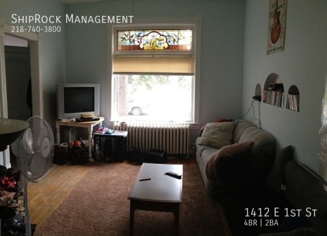 Foto del edificio - 1412 E 1st St