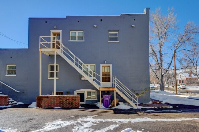 Photo - 4BR/2BA Beautiful Historic Home in the Highlands! AVAIL 5/15