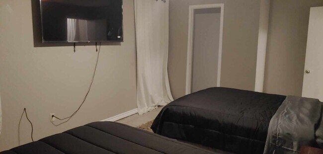 Foto del edificio - 6307 Johnson Ln
