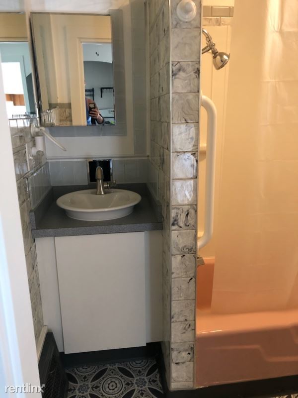 Foto del edificio - 2 br, 1 bath House - 503 Tiffin