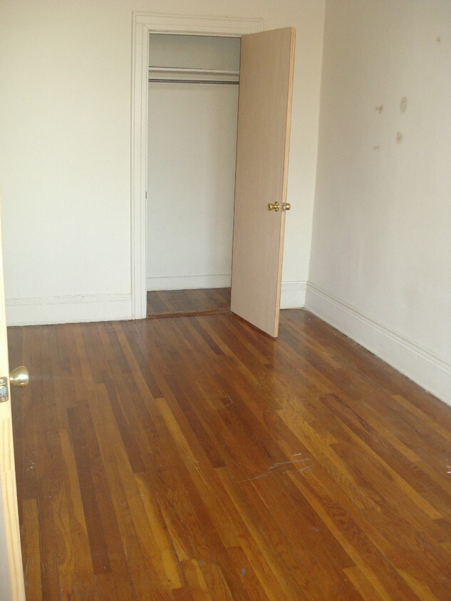 Primary Photo - 51 E Brinkerhoff Ave