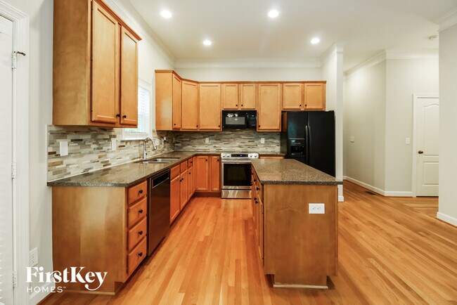 Building Photo - 6987 Brandi Wood Cir