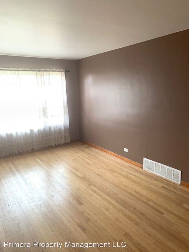 Building Photo - 3 br, 1.5 bath House - 3701 W 58th St