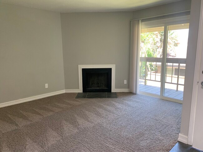Foto del edificio - 6250 Havenside Dr