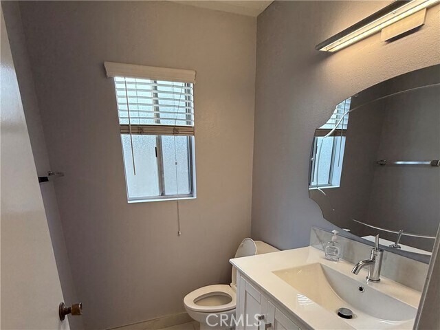 Foto del edificio - 302 W Loraine St