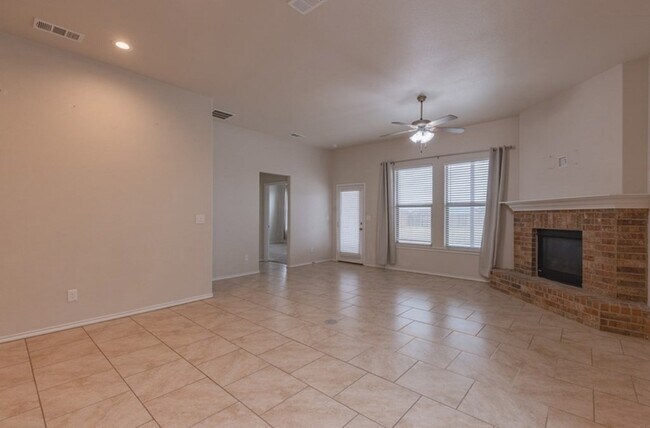 Foto del edificio - 6706 Yellow Rose Ct