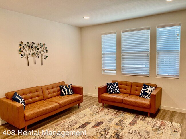 Foto del edificio - 4 br, 3.5 bath House - 813 Garden St