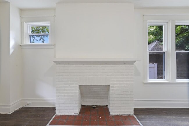 Foto del edificio - Charming 3 Bedroom 1.5 Bathroom Located in Uptown Harrisburg!