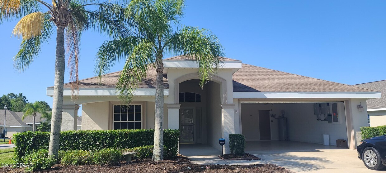 Primary Photo - 1442 Areca Palm Dr