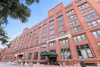 Building Photo - 411 W Ontario St