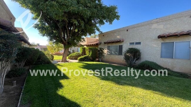 Foto del edificio - 21350 Laguna Rd