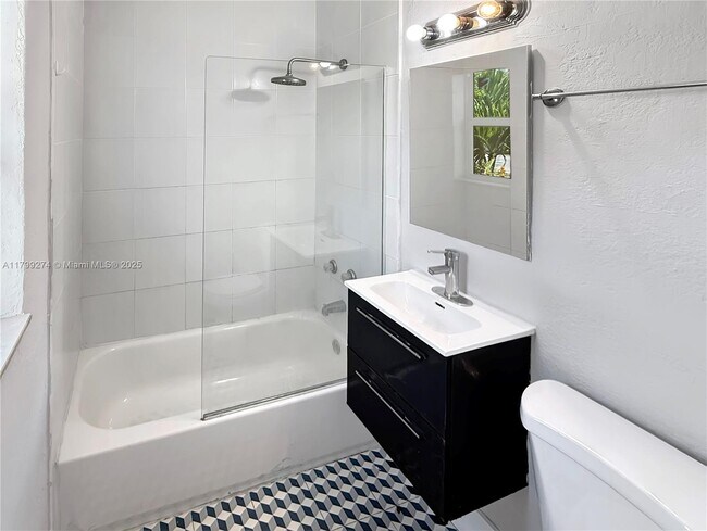 Foto del edificio - 6647 SW 59th Pl