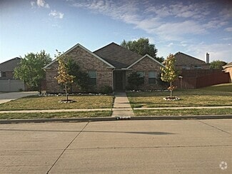 Building Photo - 714 Quail Hollow Dr