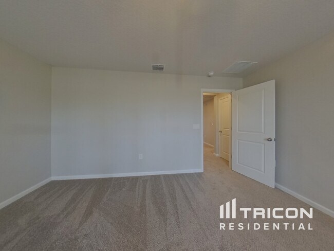 Building Photo - 31767 Broadwater Ave