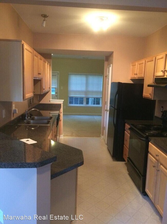 Building Photo - 3 br, 2.5 bath House - 10511 Mountain Gate...