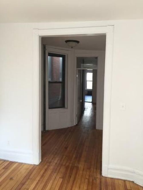 Building Photo - 1754 2nd Ave