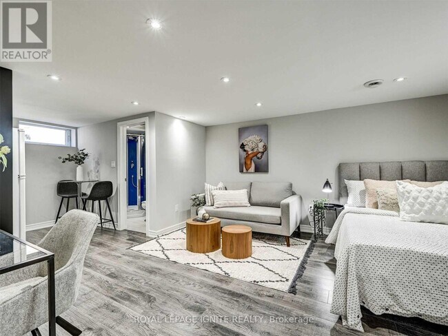 Photo du bâtiment - 106 Gilroy Dr