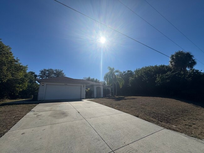 Building Photo - 3104 Tonkin Dr