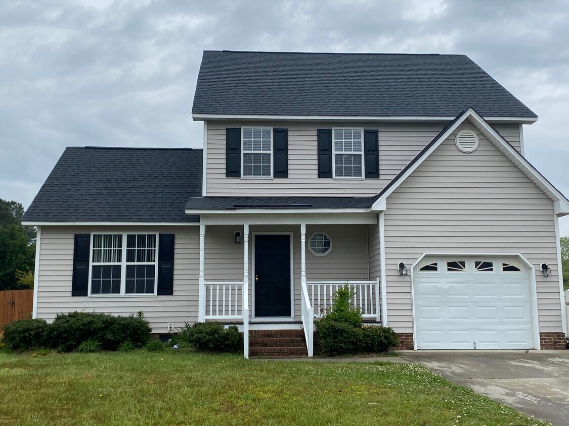 Front View - 317 Alder Ln