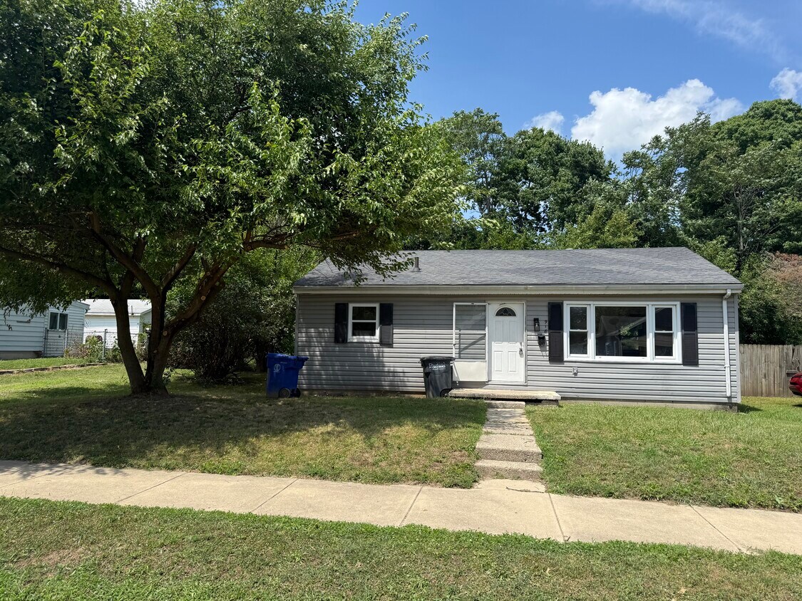 Foto principal - 918 E Taylor St