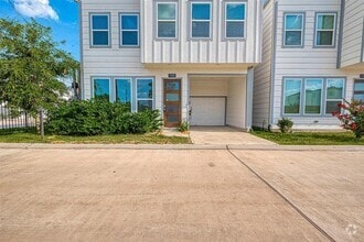 Building Photo - 7703 Rainbow Cl
