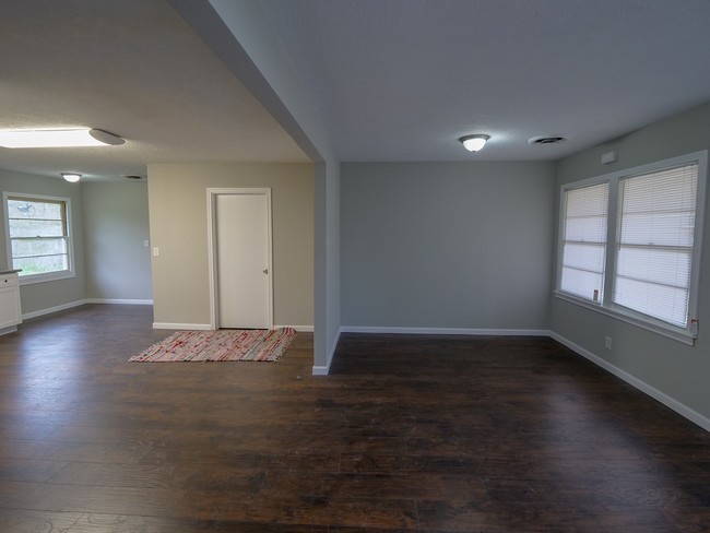 Building Photo - 5745 Kohler St