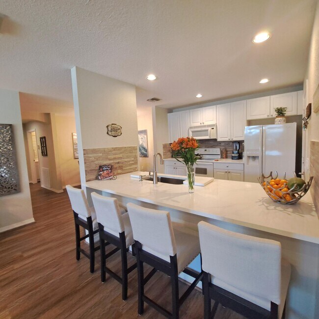 Foto del edificio - 1747 N Dovetail Dr