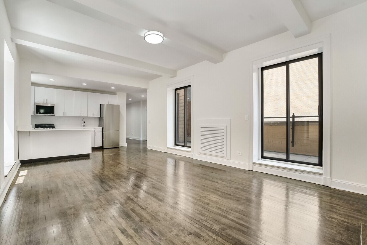 Building Photo - 145 W 55th St