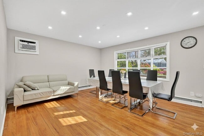 Foto del edificio - 28 Edward Ave