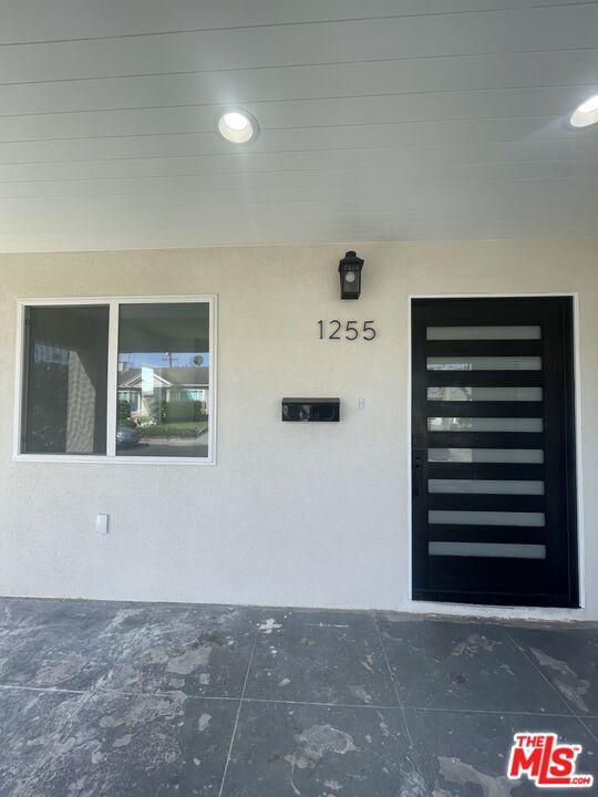 Building Photo - 1255 S Lucerne Blvd