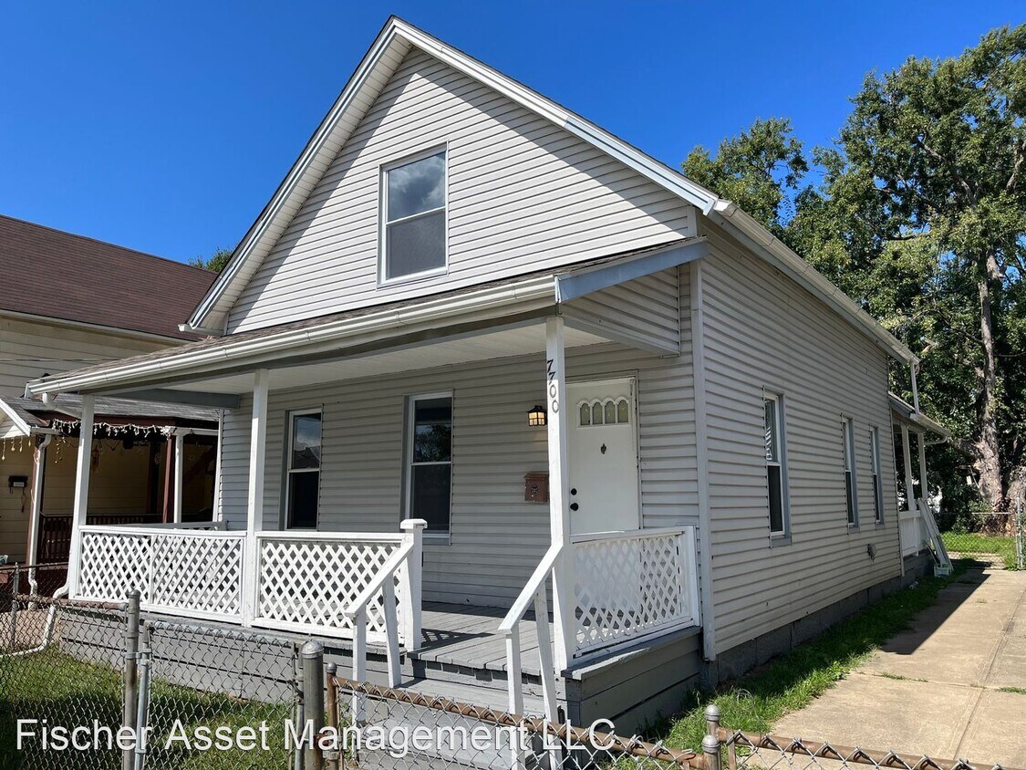 Primary Photo - 4 br, 1.5 bath House - 7700 Colgate Ave.