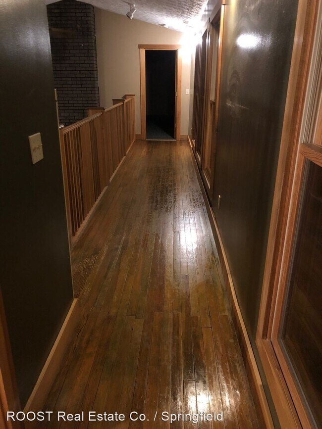Foto del edificio - 3 br, 1 bath House - 1030 Old Columbus Road