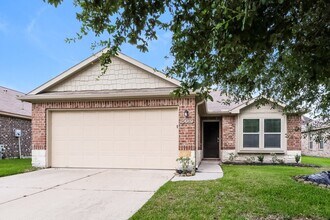 Building Photo - 15010 Cave Creek Ct